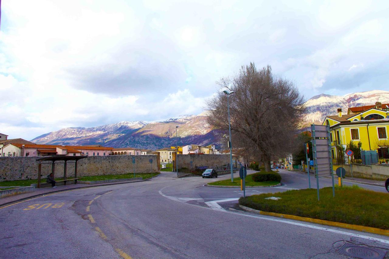 B&B Santa Chiara Σουλμόνα Εξωτερικό φωτογραφία
