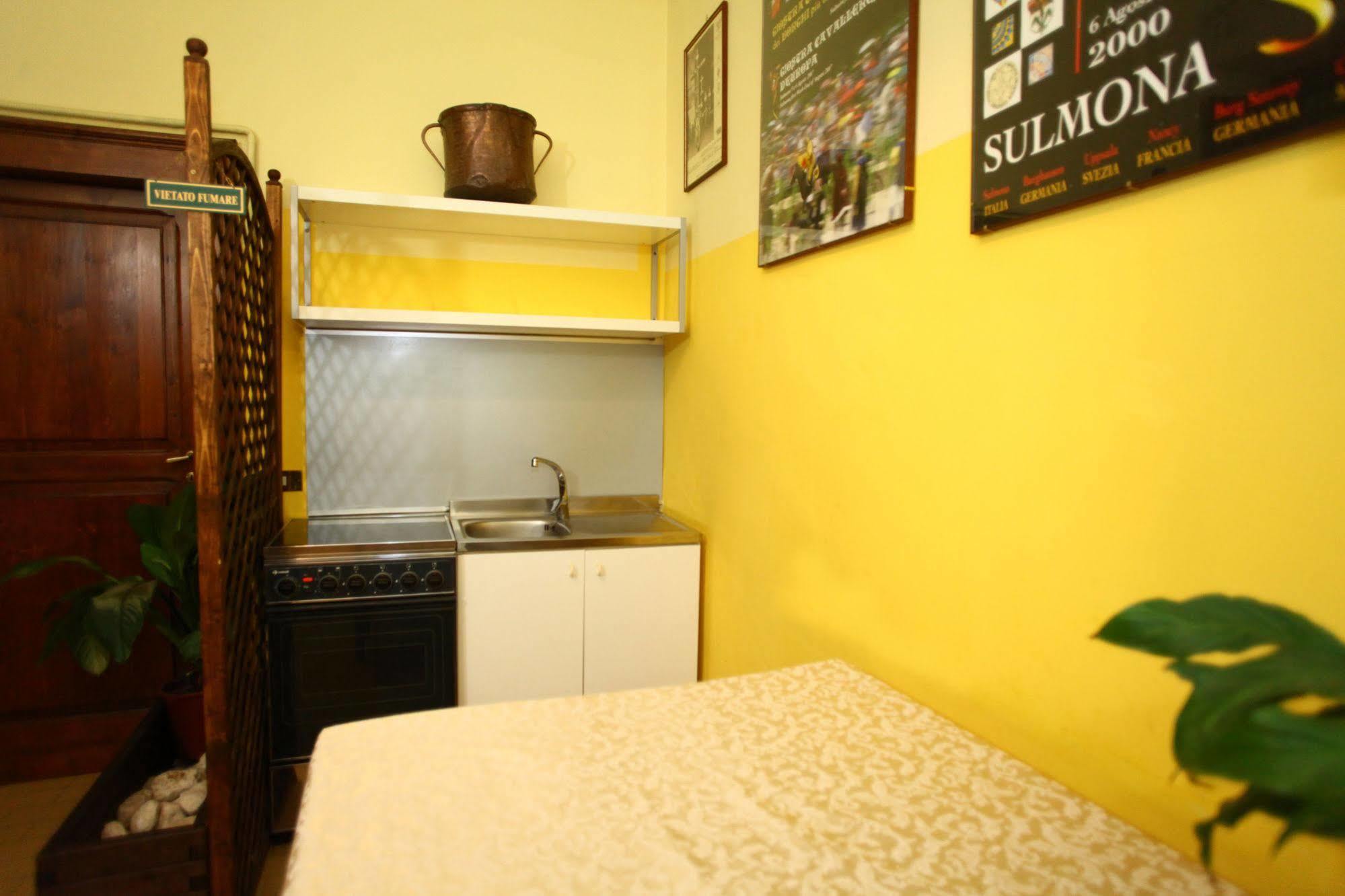 B&B Santa Chiara Σουλμόνα Εξωτερικό φωτογραφία